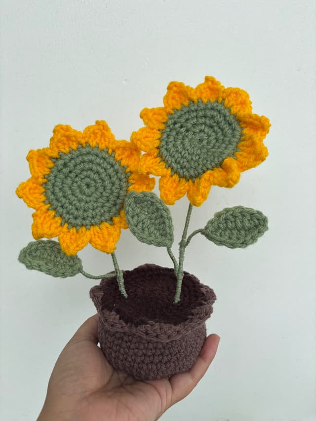 Twin Sunflower Pot
