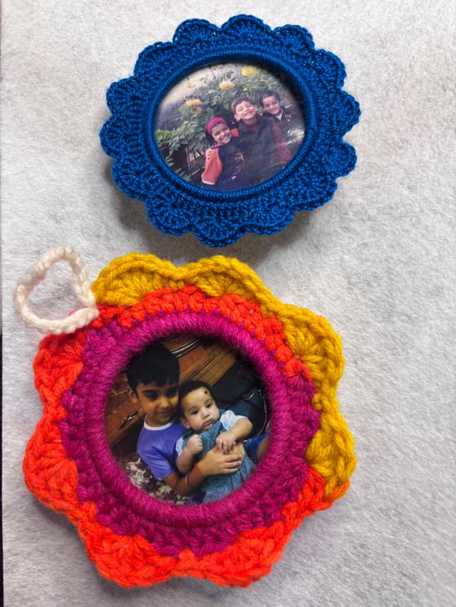 Circular photo frames with photos