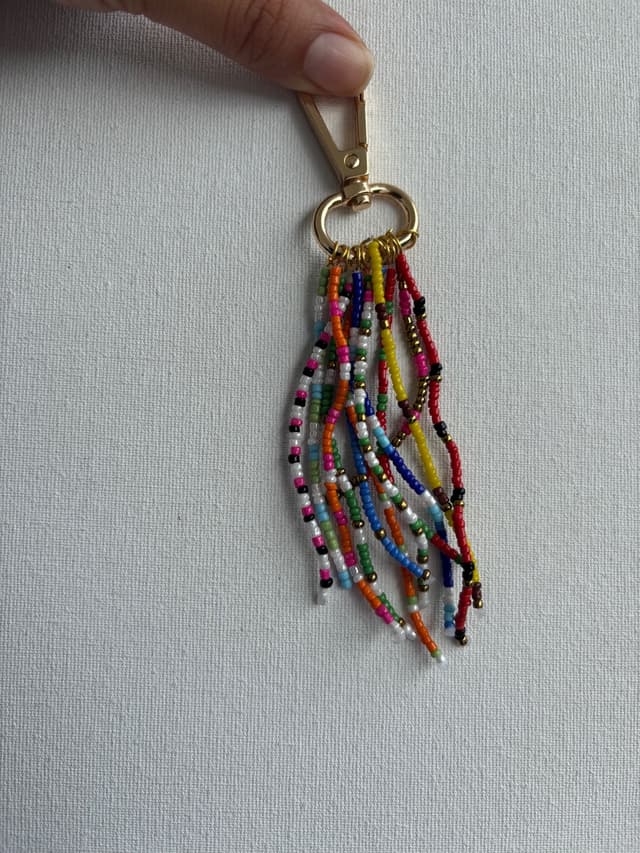 Beaded multicolor keychain