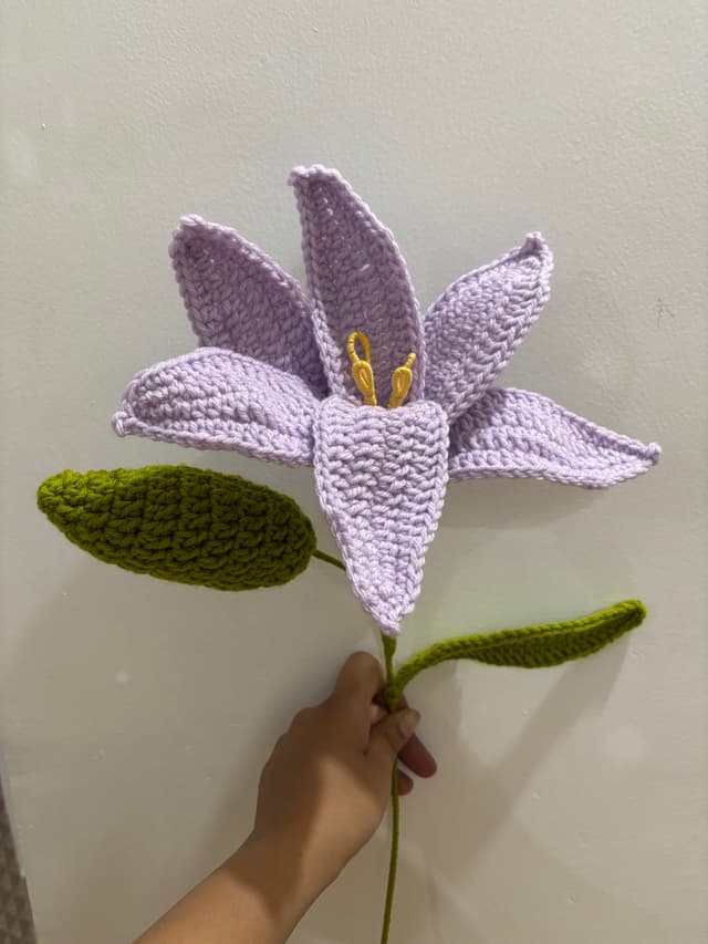 Crochet lily