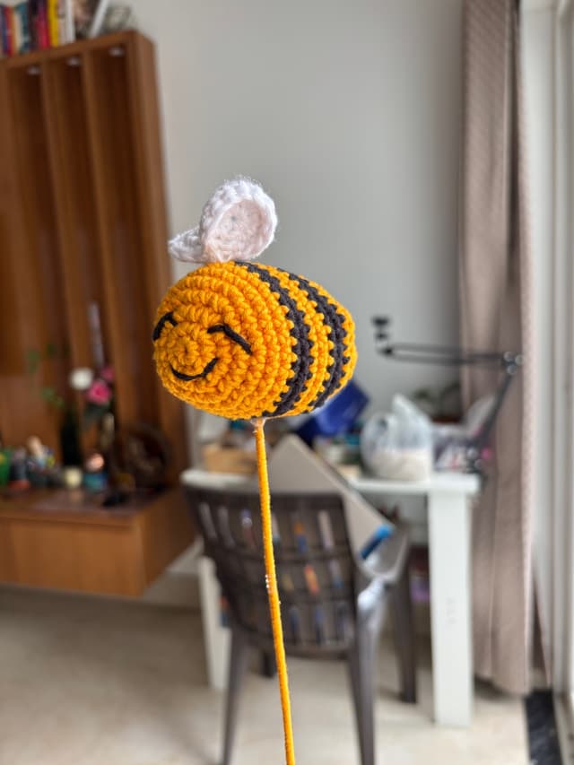 Crochet Honeybee