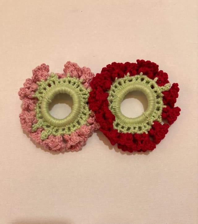 Crochet tulips gajra